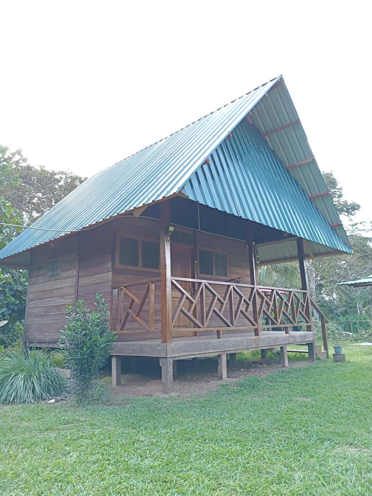 Quirquincho House Lodge Puerto Maldonado Dış mekan fotoğraf